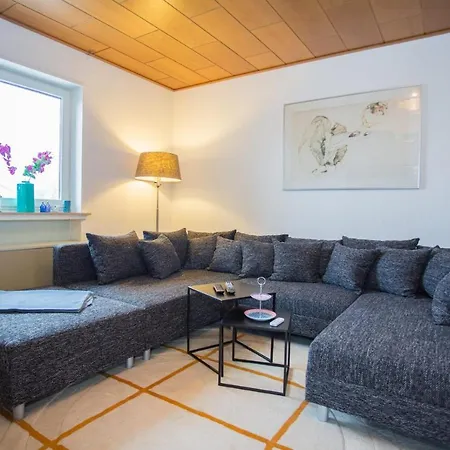 - Neuenhagenstrasse 2 Hildfeld Apartment *