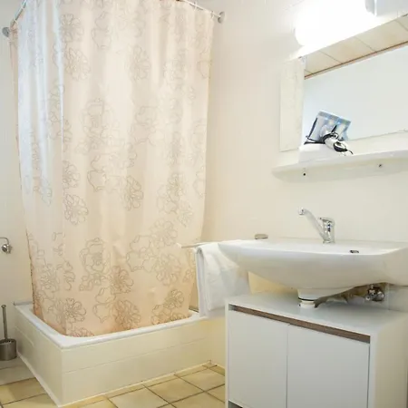 - Neuenhagenstrasse 2 Hildfeld Apartment *